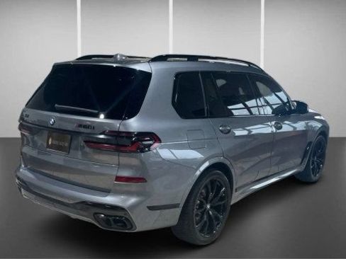 Used 2024 BMW X7 M60i w/ Executive Package AWD/4WD image 8