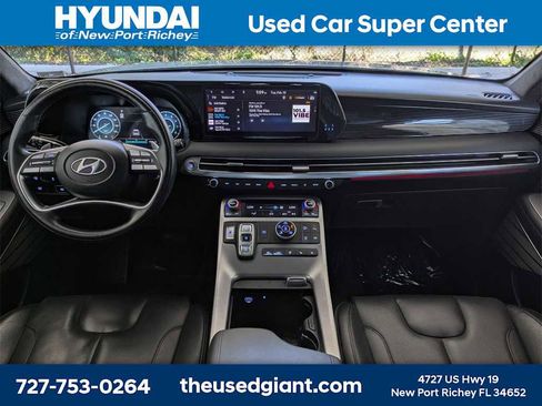 Used 2023 Hyundai Palisade Calligraphy image 23