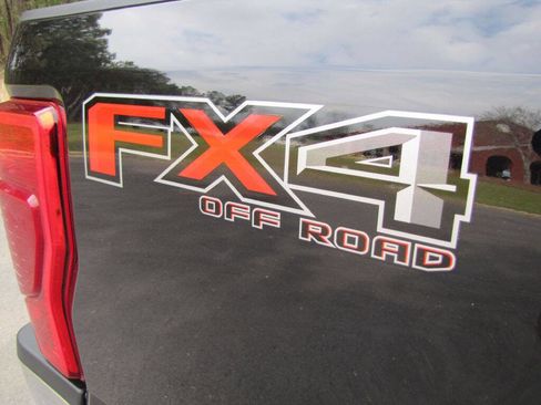 Used 2020 Ford F250 Lariat image 31