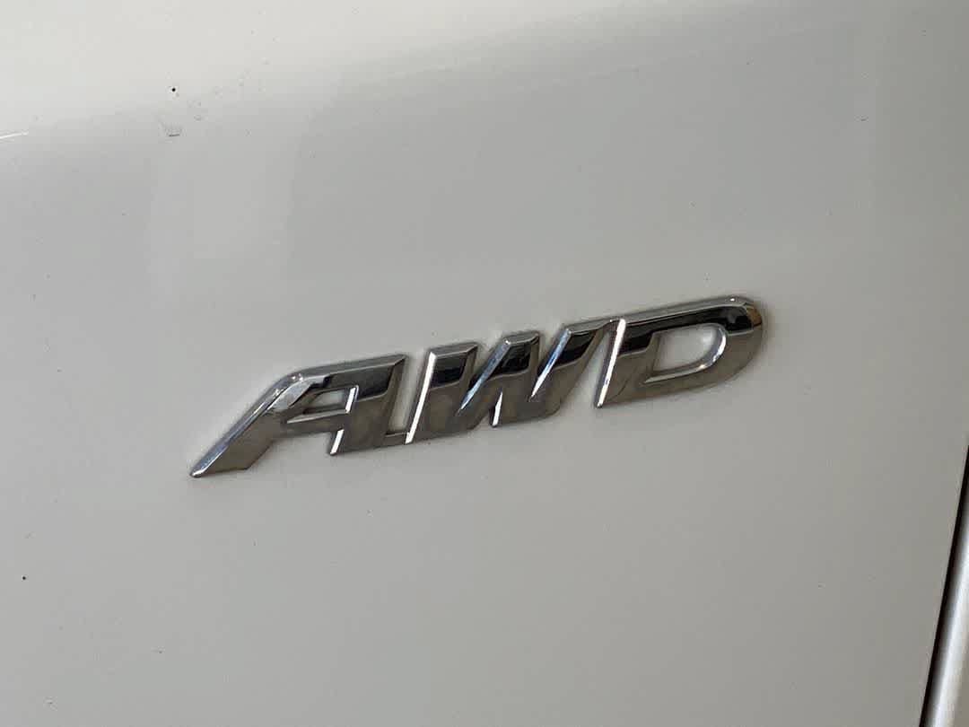 Used 2017 Honda CR-V LX image 12