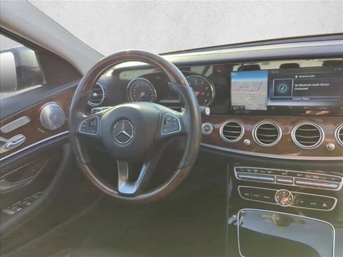 Used 2017 Mercedes-Benz E 300 image 26