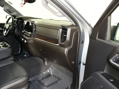 Used 2025 GMC Sierra 1500 SLT image 43