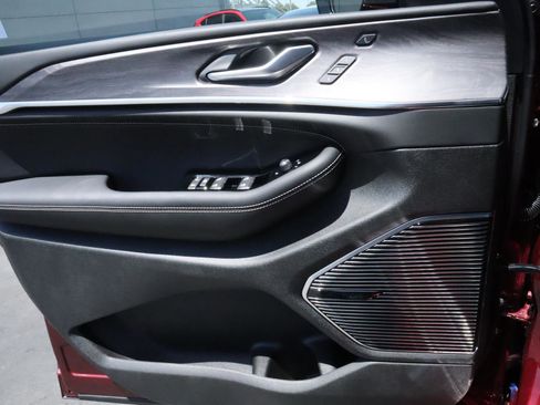 New 2023 Jeep Grand Cherokee Overland w/ Luxury Tech Group IV image 16