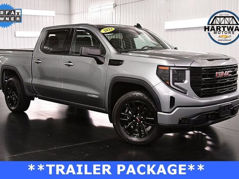 Used 2023 GMC Sierra 1500 Elevation image 1