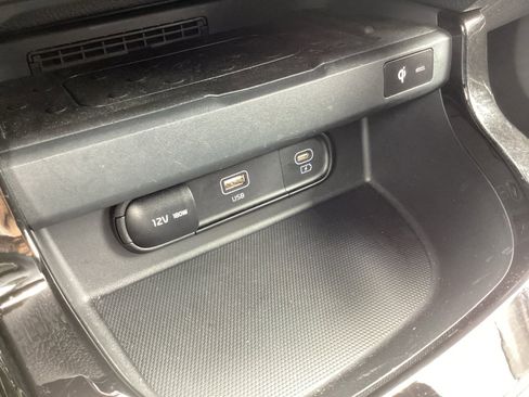 Used 2024 Kia Seltos EX FWD image 22