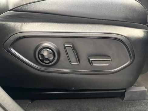 Used 2022 Jeep Grand Cherokee Limited AWD/4WD image 59