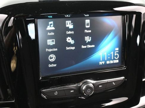 Used 2019 Chevrolet Traverse LT FWD image 18