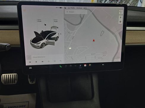 Used 2021 Tesla Model 3 Long Range image 4