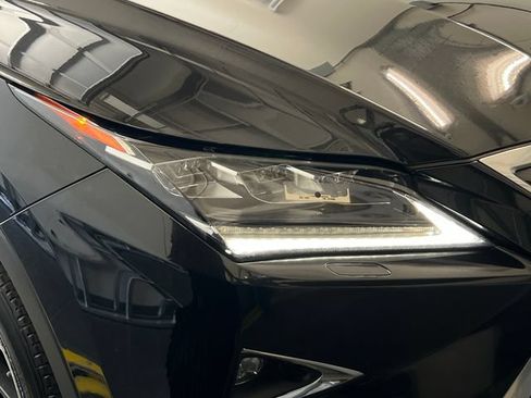Used 2017 Lexus RX 350 FWD w/ Luxury Package image 16