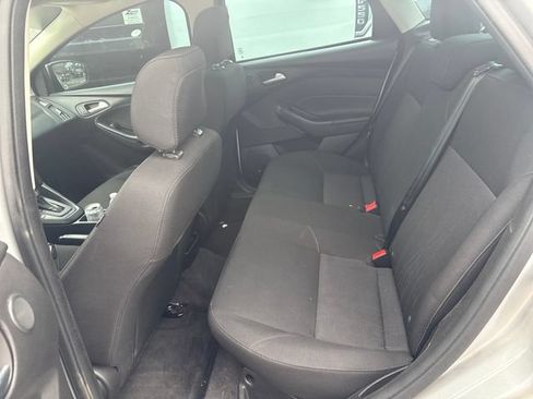 Used 2018 Ford Focus SEL FWD image 9