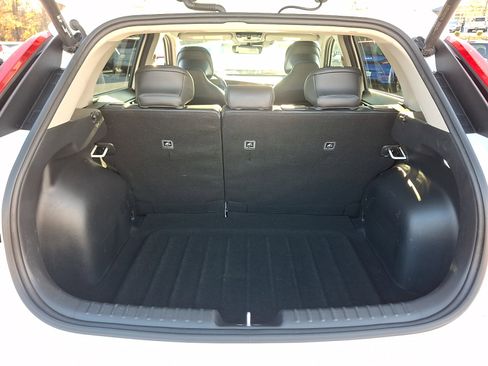 Certified 2023 Kia Niro SX Touring image 32