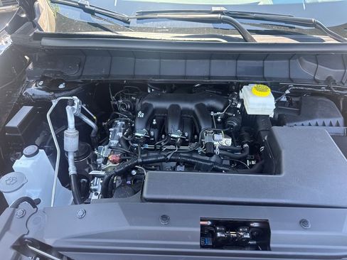Used 2026 Nissan Pathfinder Platinum AWD/4WD image 22