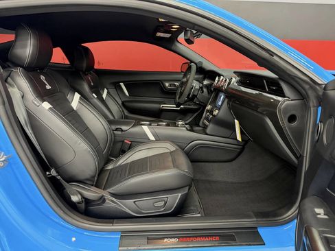 Used 2021 Ford Mustang Shelby GT500 w/ Technology Package image 36