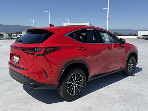 Used 2022 Lexus NX 350h AWD w/ Towing Package (2000 Lbs) image 3