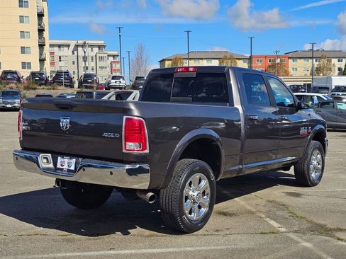 Used 2014 RAM 2500 Laramie w/ Convenience Group AWD/4WD image 8