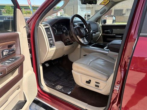 Used 2015 RAM 1500 Laramie w/ Convenience Group AWD/4WD image 13