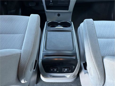 Used 2018 Toyota Sienna LE image 24