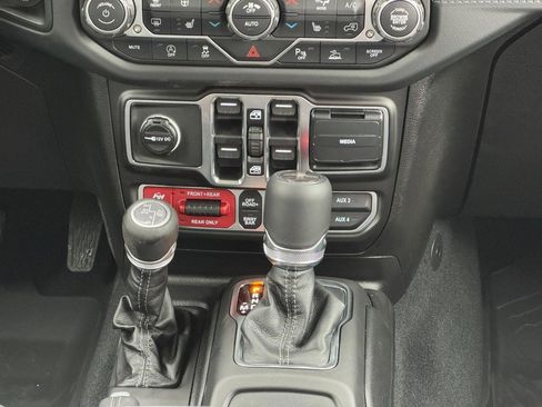 New 2026 Jeep Gladiator Rubicon AWD/4WD image 12