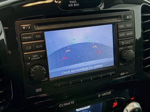 Used 2012 Nissan Juke SL image 23