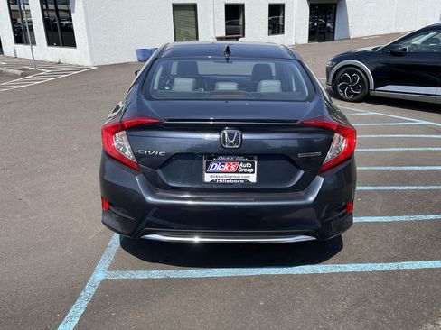 Used 2020 Honda Civic Touring image 4