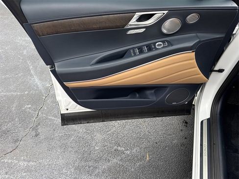 Used 2024 Genesis GV80 3.5T Prestige Signature image 10