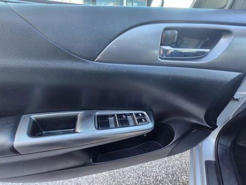 Used 2011 Subaru Impreza 2.5i Premium w/ PWR Moonroof Value Pkg AWD/4WD image 12