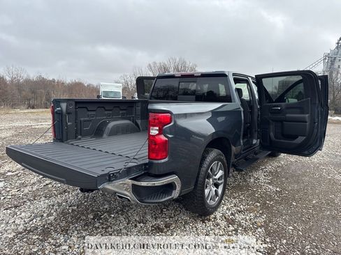 Used 2022 Chevrolet Silverado 1500 LT w/ Z71 Off-Road Package image 14