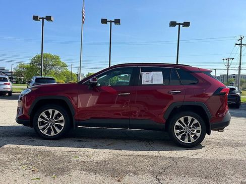 Certified 2019 Toyota RAV4 Limited AWD/4WD image 2