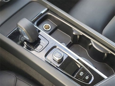 Used 2023 Volvo XC60 T8 Core w/ Climate Package image 34