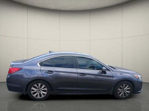 Used 2017 Subaru Legacy 2.5i Premium image 5