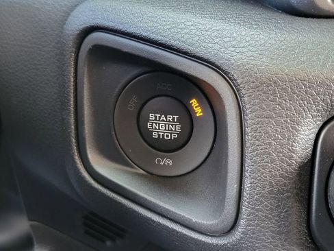 New 2026 Jeep Gladiator Sport image 10