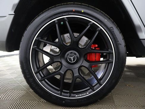 Used 2019 Mercedes-Benz G 63 AMG 4MATIC w/ Seat Comfort Package image 23