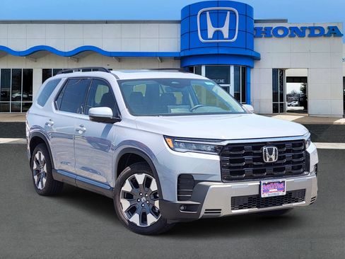 New 2026 Honda Pilot Touring image 1