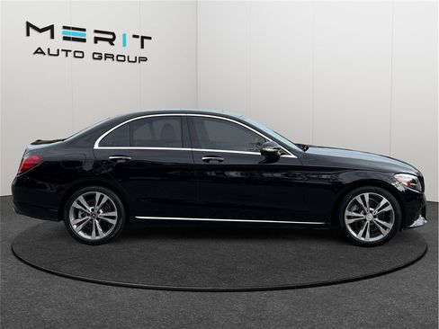 Used 2019 Mercedes-Benz C 300 Sedan image 10