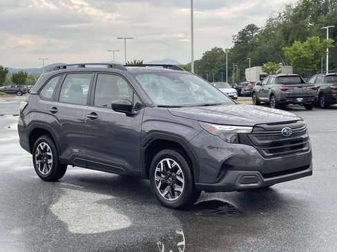 Certified 2025 Subaru Forester AWD/4WD image 1
