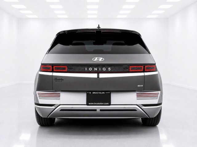 Used 2023 Hyundai Ioniq 5 Limited AWD/4WD image 8