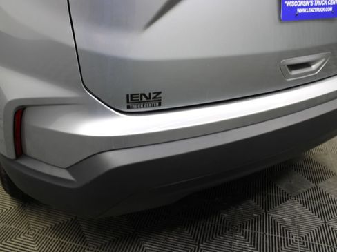 Used 2024 Ford Edge SE AWD/4WD image 41