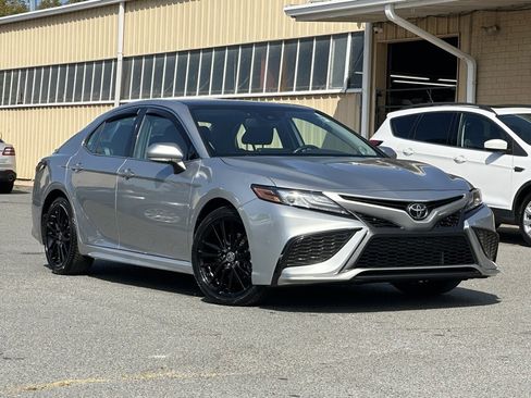 Used 2023 Toyota Camry XSE image 44