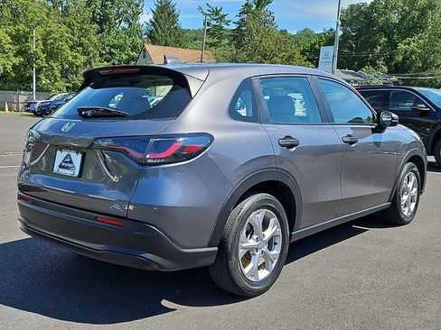 Certified 2024 Honda HR-V LX image 6