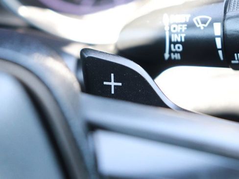 Used 2021 Toyota Camry SE w/ Carpet Mat Package (TMS) FWD image 21