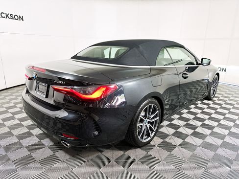 Used 2025 BMW 430i Convertible w/ Premium Package image 3