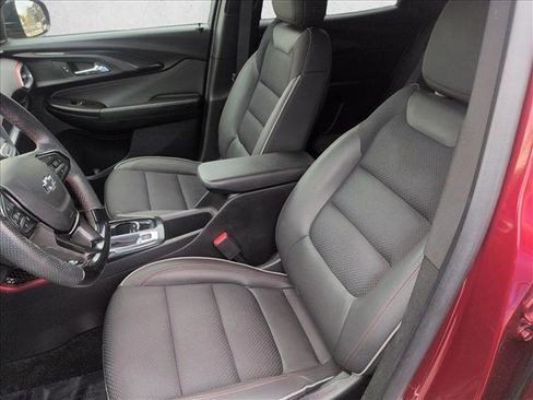 Used 2023 Chevrolet TrailBlazer RS image 17