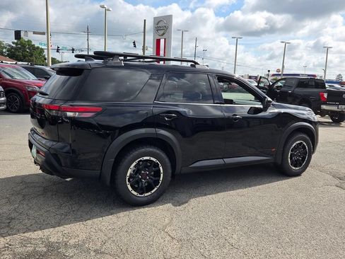 New 2026 Nissan Pathfinder Rock Creek AWD/4WD image 12