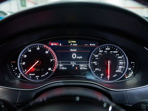 Used 2016 Audi RS 7 Prestige w/ Carbon-Optic Package image 44