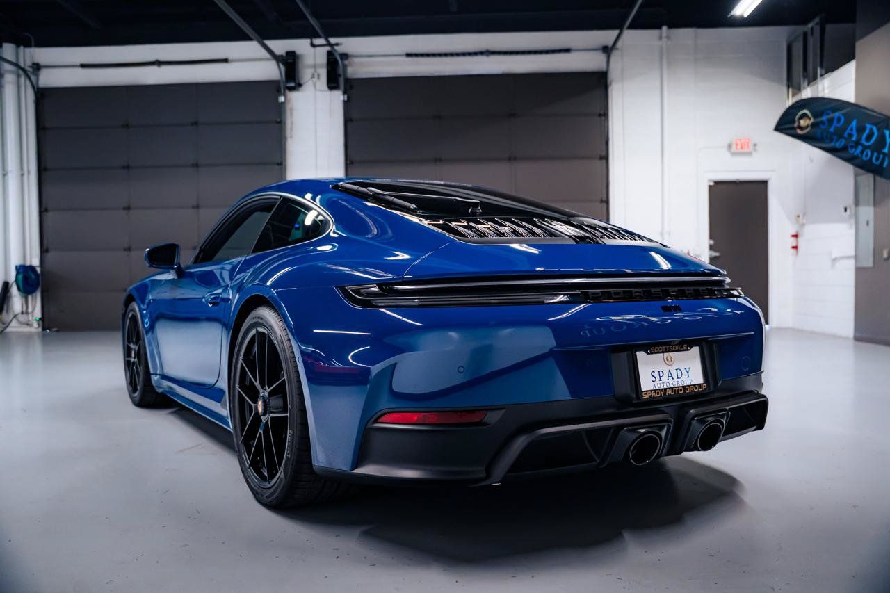 Used 2025 Porsche 911 GTS image 3