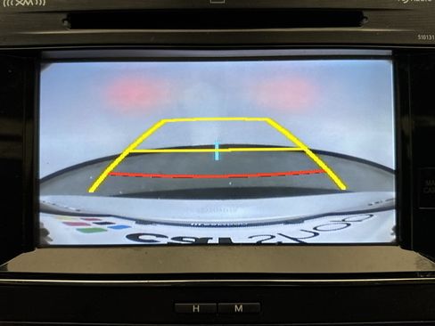 Used 2017 Toyota Avalon Limited w/ All Weather Liner Package FWD image 15