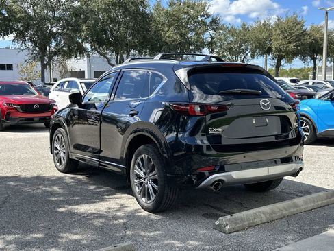 Used 2025 MAZDA CX-5 Signature image 4