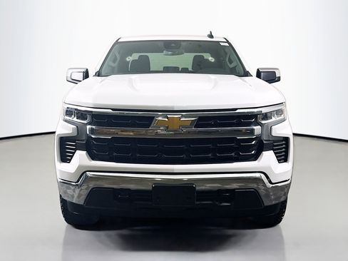 Used 2023 Chevrolet Silverado 1500 LT image 2