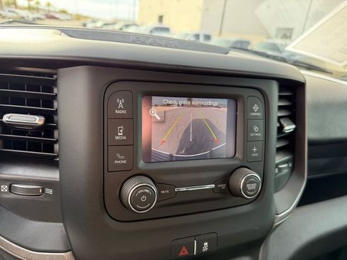 Used 2024 RAM 2500 Tradesman w/ Chrome Appearance Group image 26