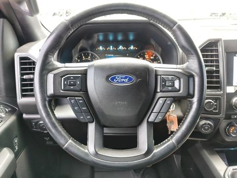 Used 2018 Ford F150 XLT w/ Equipment Group 302A Luxury AWD/4WD image 21